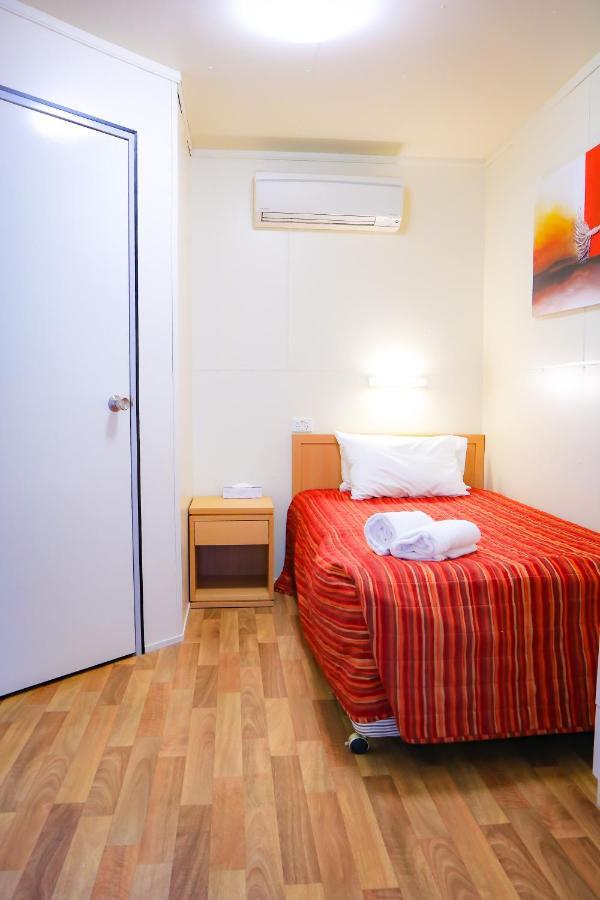 Chinchilla Motor Inn Bagian luar foto