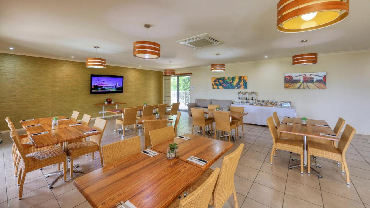 Chinchilla Motor Inn Bagian luar foto