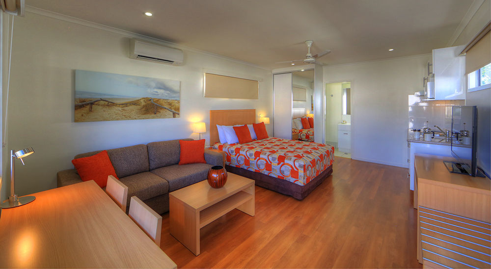 Chinchilla Motor Inn Bagian luar foto